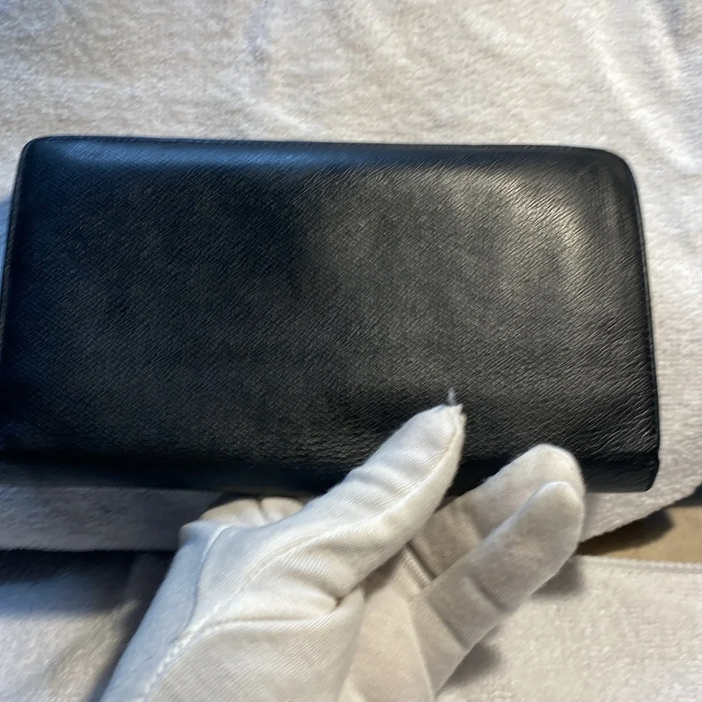 Chanel Blk CC Button Long Wallet w box & authentication card